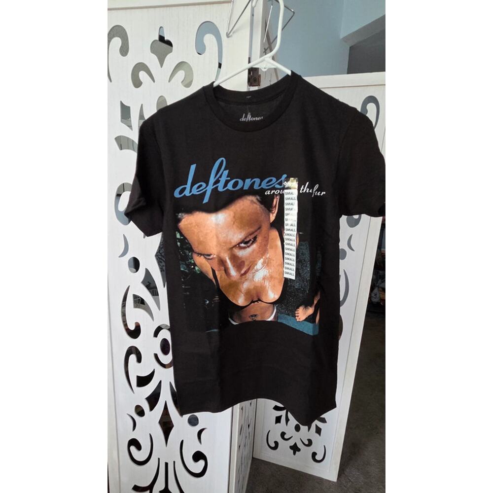 Deftones Around the Fur Album Cover Graphic Band T-Shirt Black Small NWT
